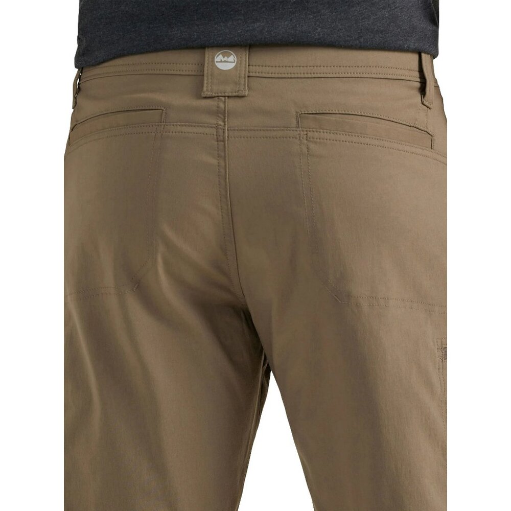 NWT Wrangler Men’s Outdoor Performance Zip Cargo Shorts – Khaki, 10” - Picture 2 of 9